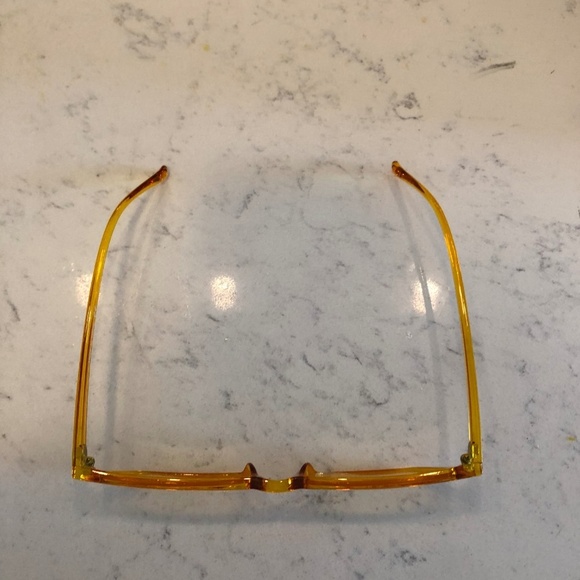 FASHION NOVA Orange "The Whiskers" Sunglasses - Picture 3 of 4